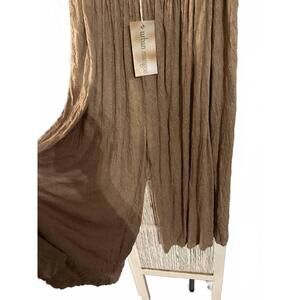 NEW URBAN MANGOZ women's wide leg capri pant in shitake